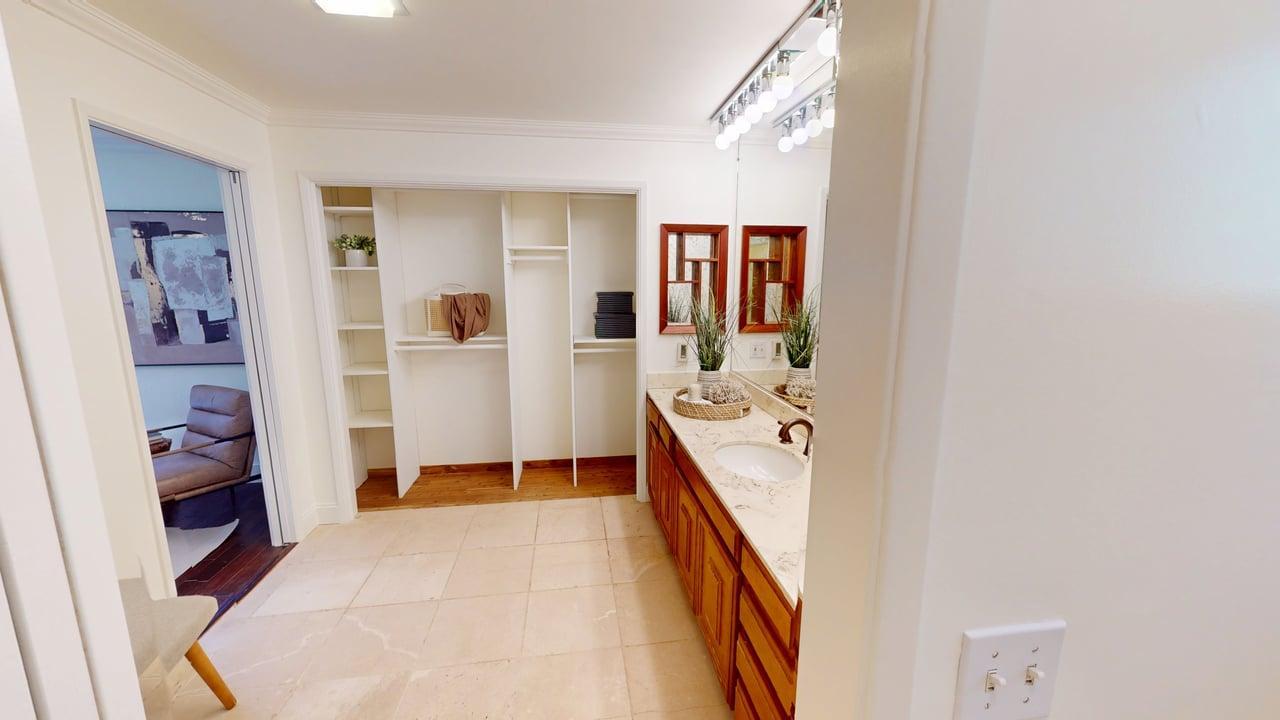 Detail Gallery Image 18 of 22 For 2123 Edgewood Rd, Redwood City,  CA 94062 - 3 Beds | 2 Baths