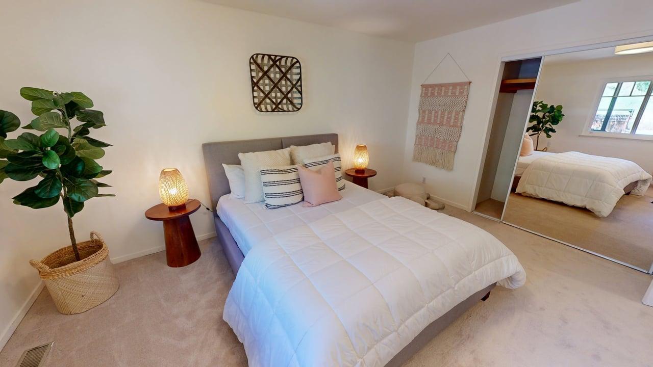 Detail Gallery Image 20 of 22 For 2123 Edgewood Rd, Redwood City,  CA 94062 - 3 Beds | 2 Baths