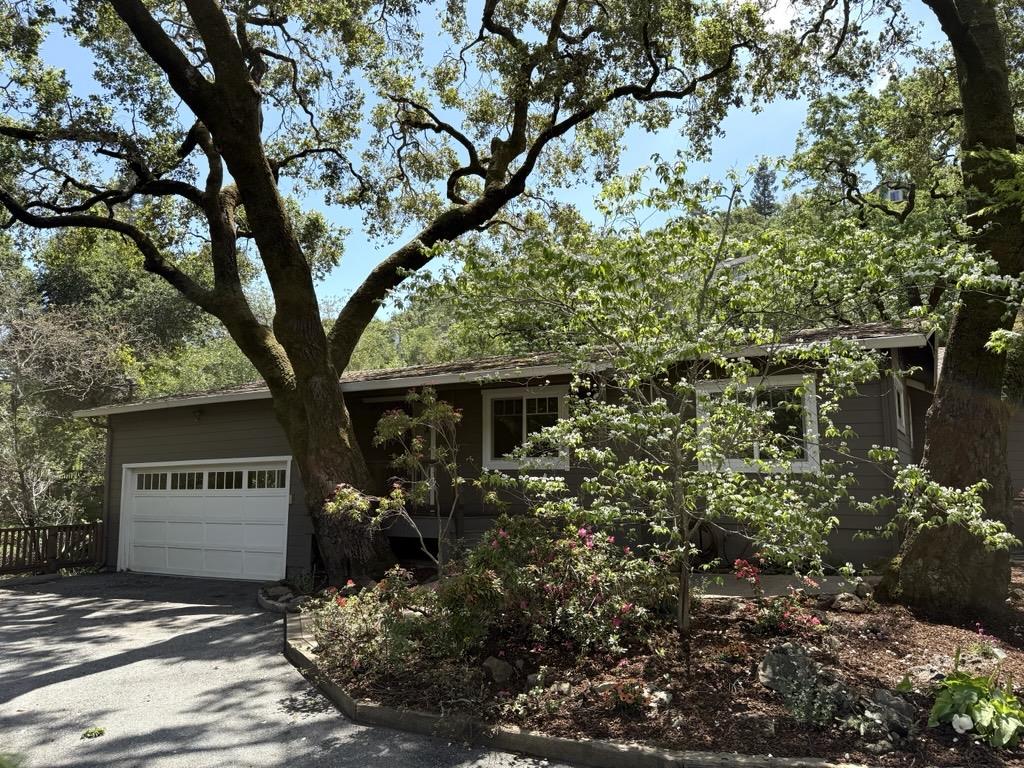 Detail Gallery Image 25 of 25 For 2123 Edgewood Rd, Redwood City,  CA 94062 - 3 Beds | 2 Baths