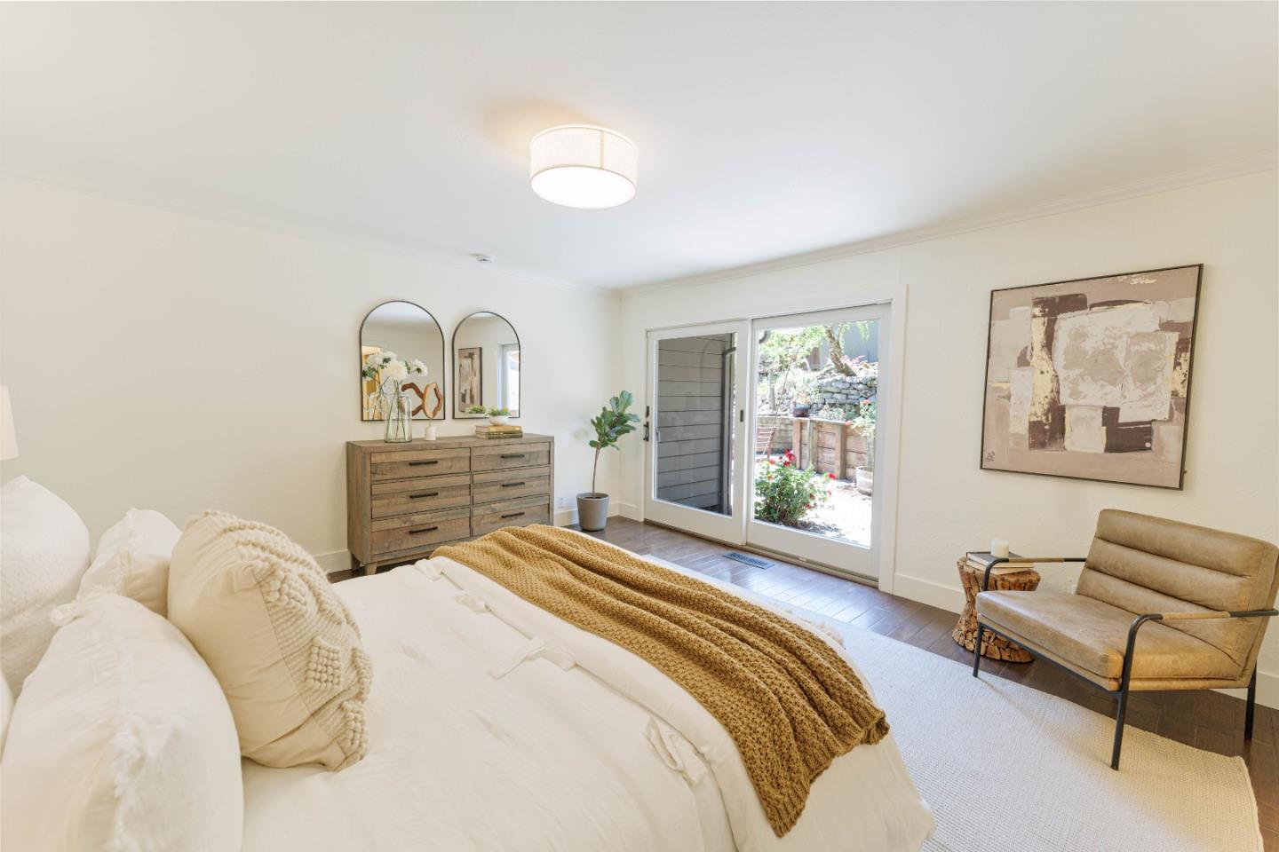 Detail Gallery Image 31 of 44 For 2123 Edgewood Rd, Redwood City,  CA 94062 - 3 Beds | 2 Baths