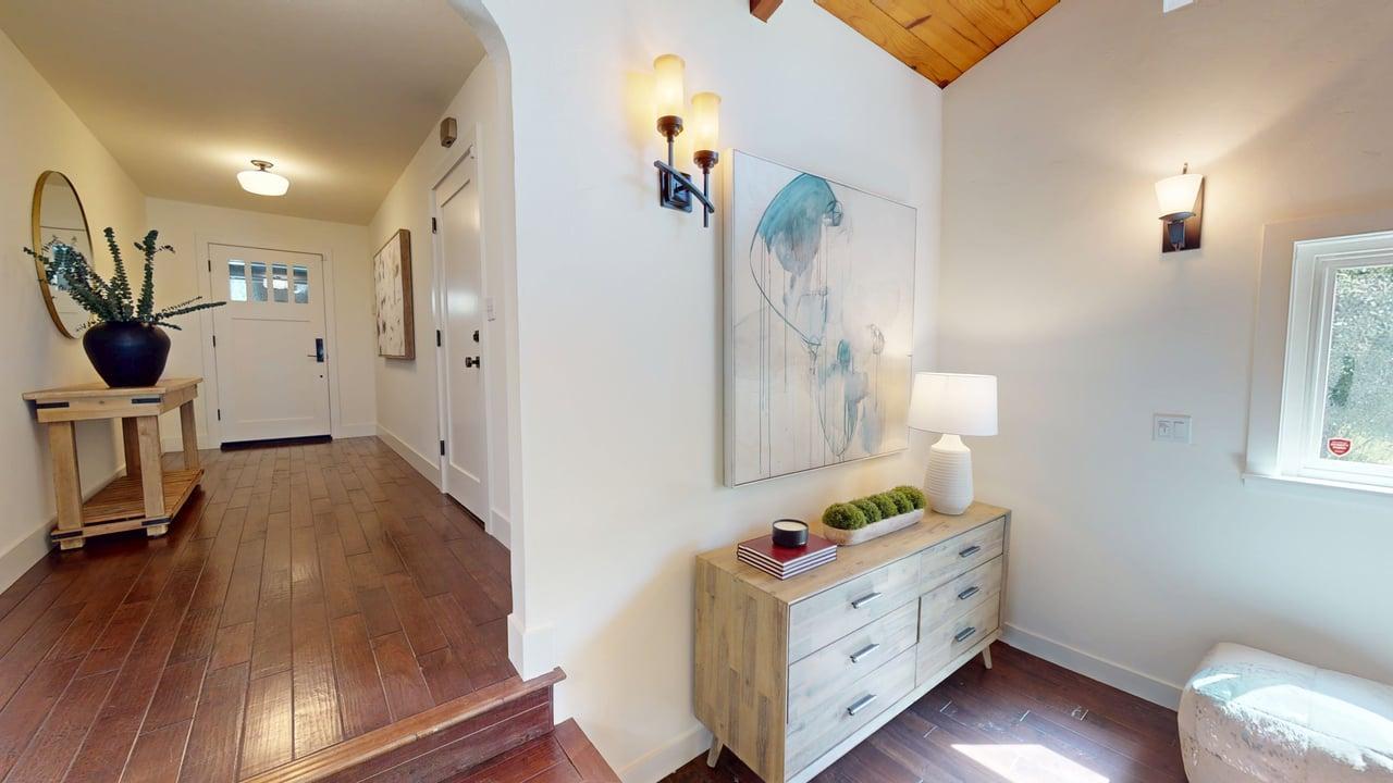 Detail Gallery Image 7 of 22 For 2123 Edgewood Rd, Redwood City,  CA 94062 - 3 Beds | 2 Baths