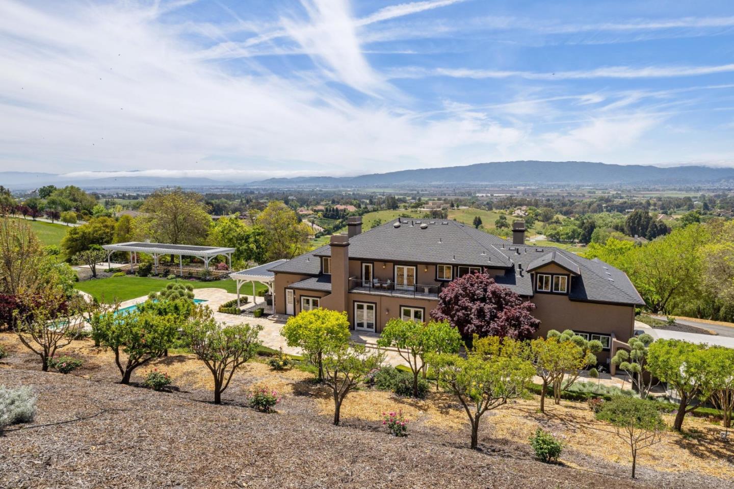 Detail Gallery Image 100 of 110 For 9540 via Del Oro, Gilroy,  CA 95020 - 4 Beds | 3/1 Baths