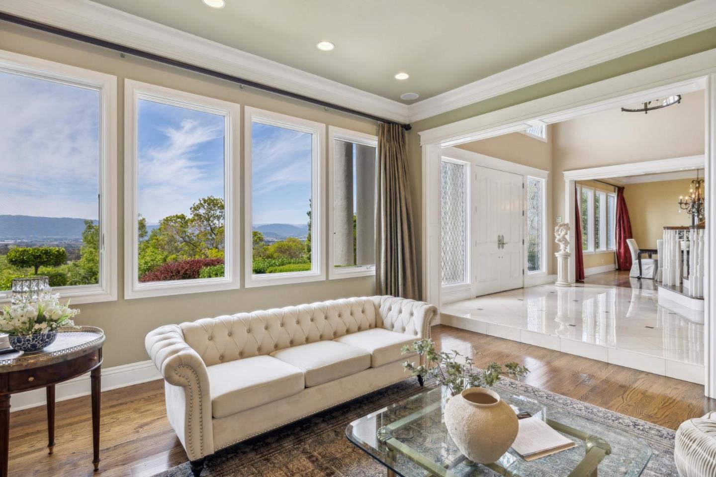 Detail Gallery Image 16 of 110 For 9540 via Del Oro, Gilroy,  CA 95020 - 4 Beds | 3/1 Baths