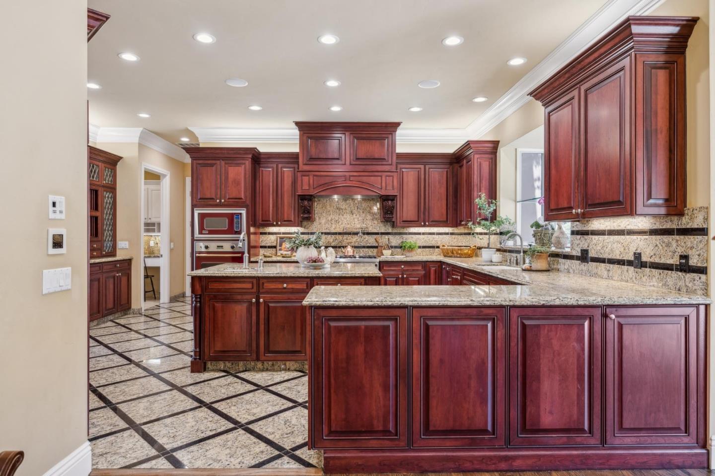 Detail Gallery Image 33 of 110 For 9540 via Del Oro, Gilroy,  CA 95020 - 4 Beds | 3/1 Baths