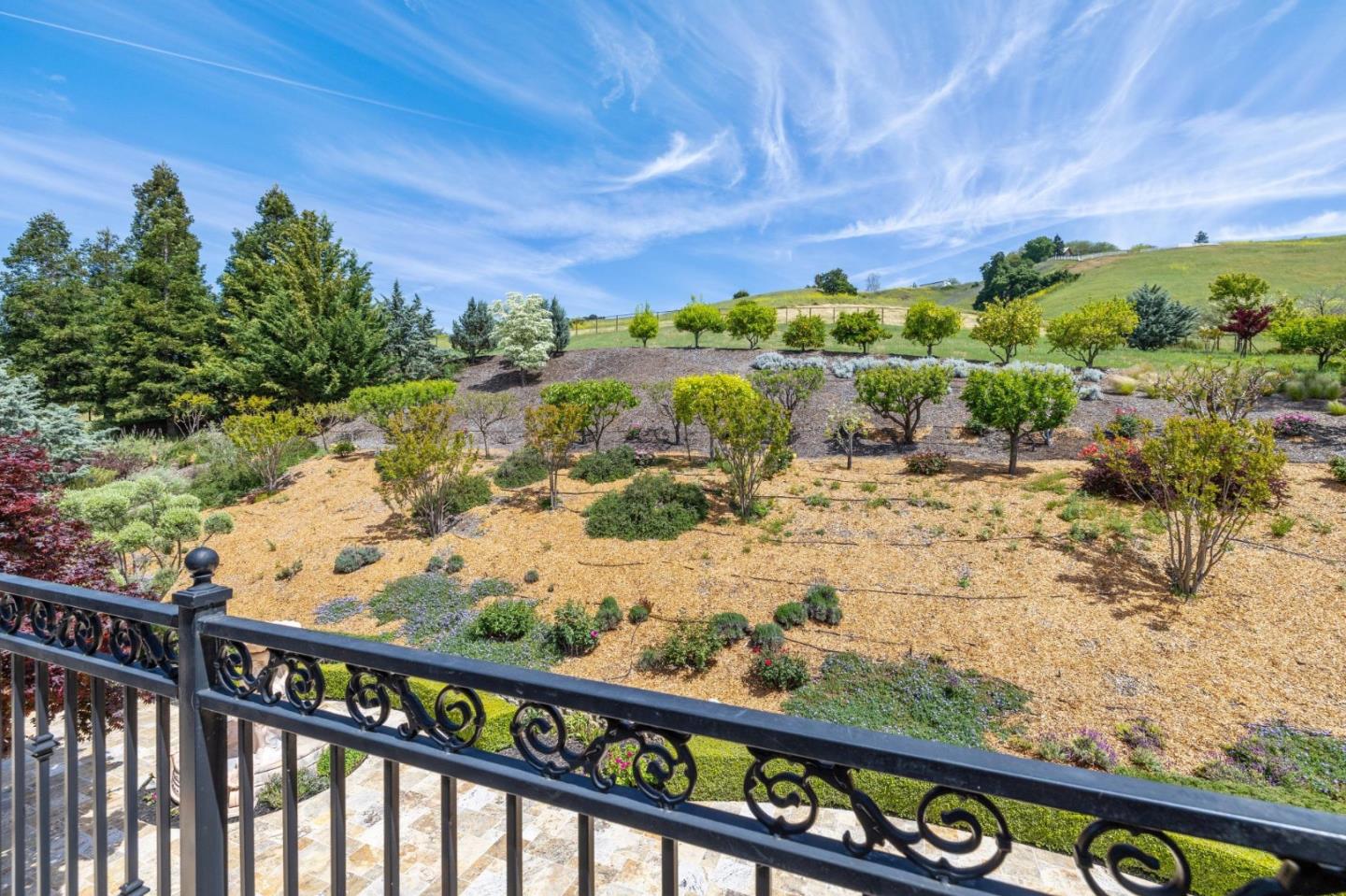 Detail Gallery Image 52 of 110 For 9540 via Del Oro, Gilroy,  CA 95020 - 4 Beds | 3/1 Baths