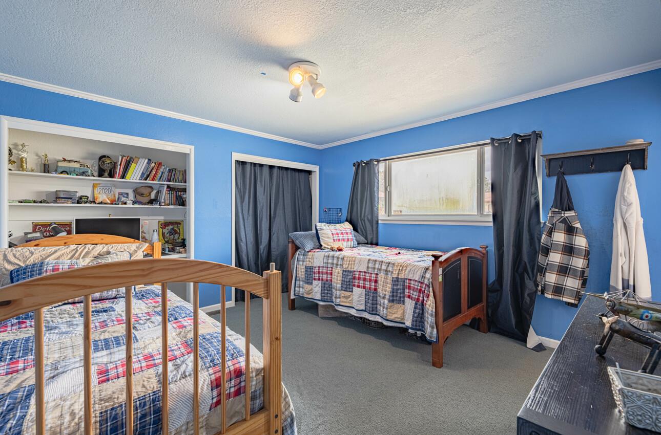 Detail Gallery Image 29 of 51 For 29 Karen Dr, Watsonville,  CA 95076 - 3 Beds | 2/1 Baths