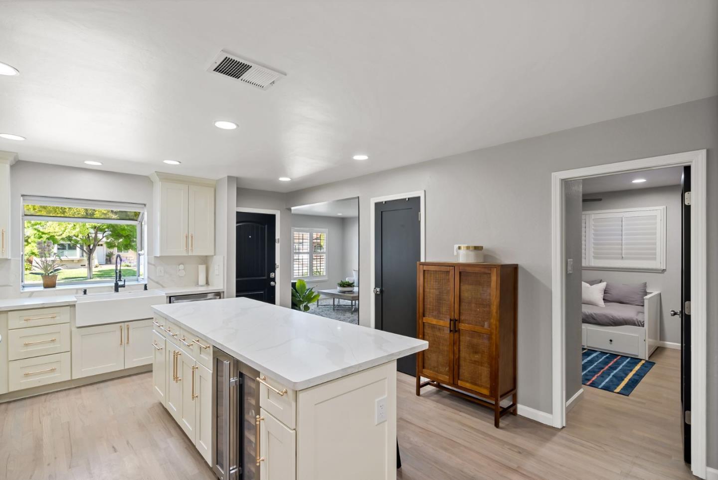 Detail Gallery Image 12 of 57 For 628 Kiowa Cir, San Jose,  CA 95123 - 4 Beds | 2 Baths