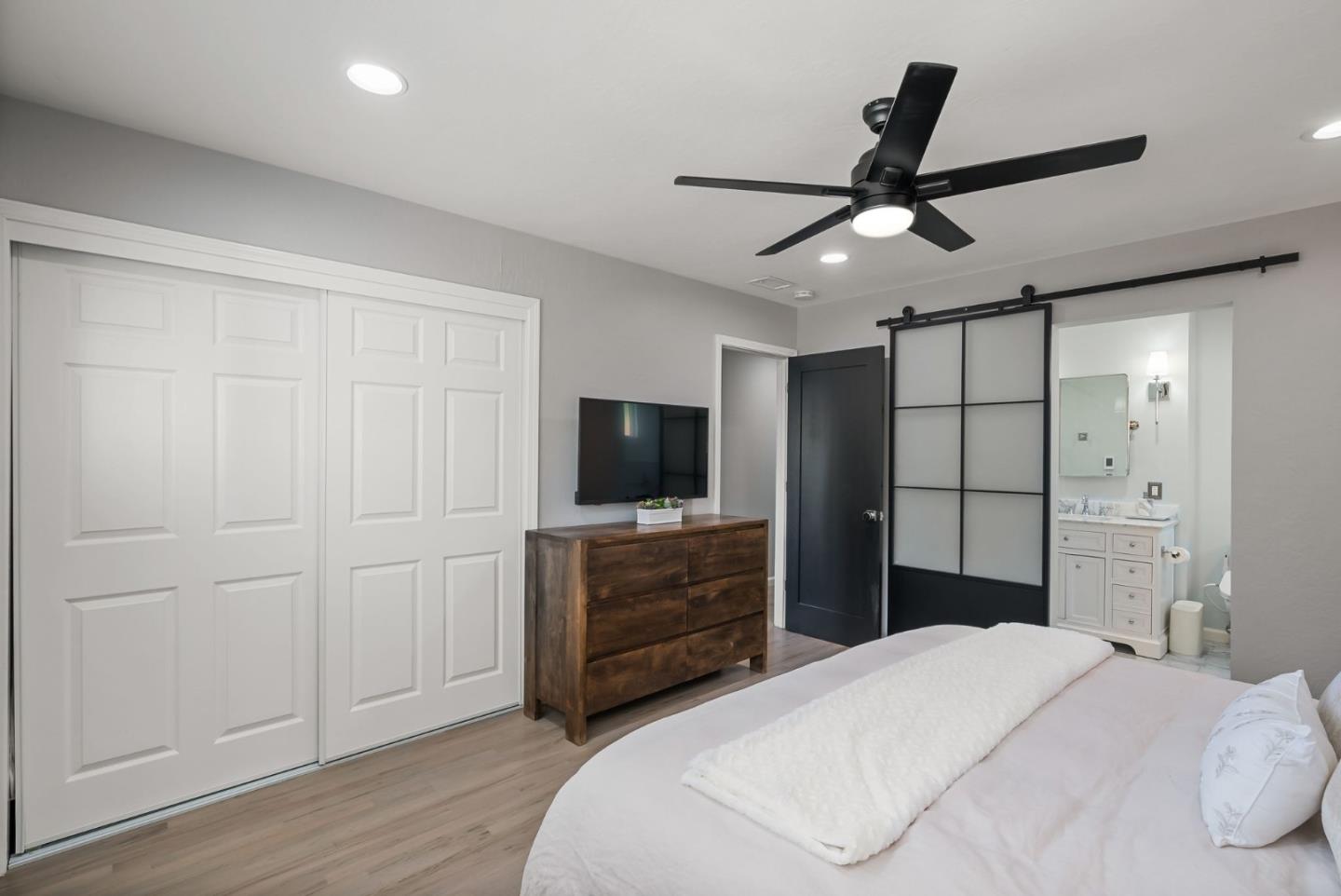 Detail Gallery Image 22 of 57 For 628 Kiowa Cir, San Jose,  CA 95123 - 4 Beds | 2 Baths