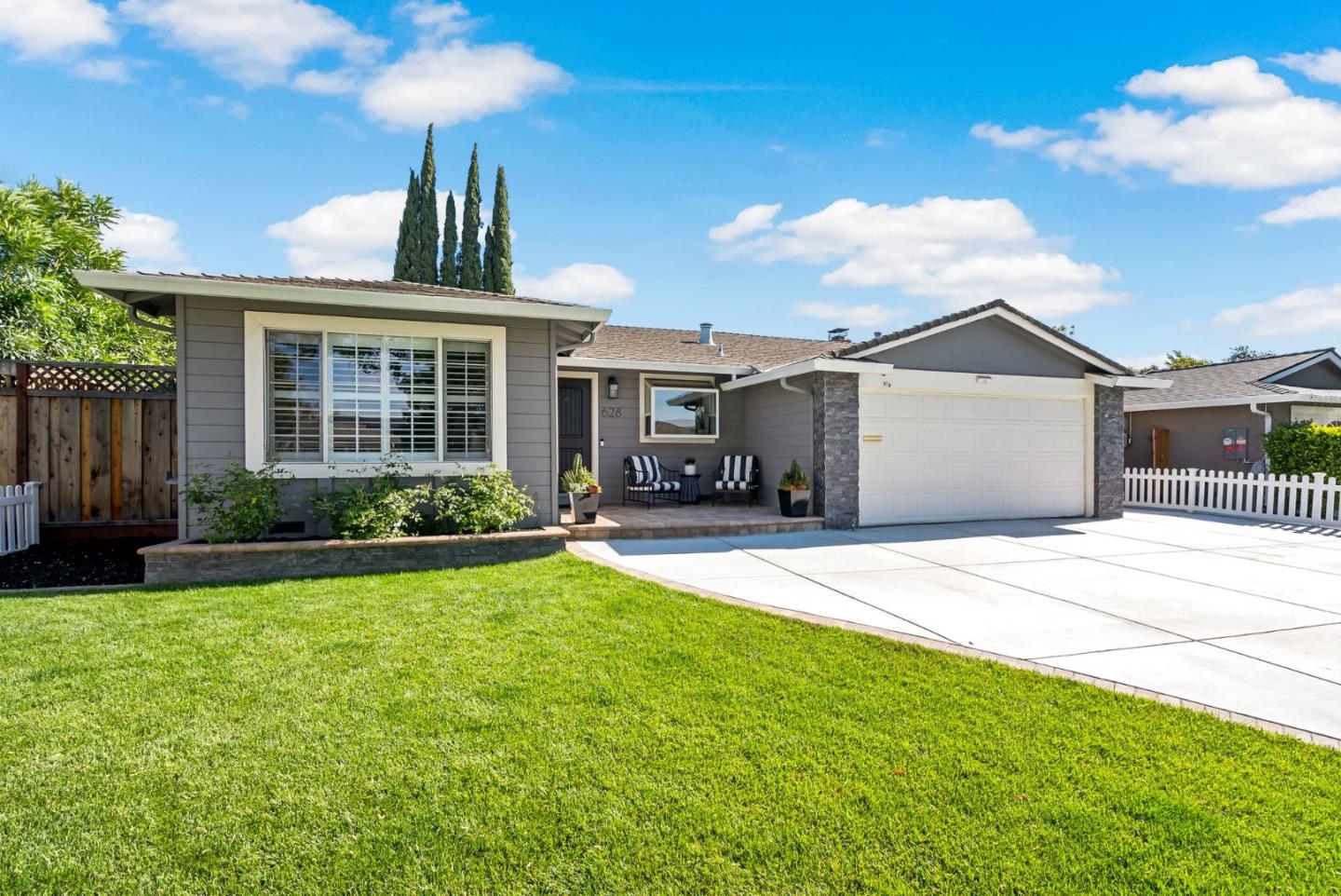 Detail Gallery Image 4 of 57 For 628 Kiowa Cir, San Jose,  CA 95123 - 4 Beds | 2 Baths