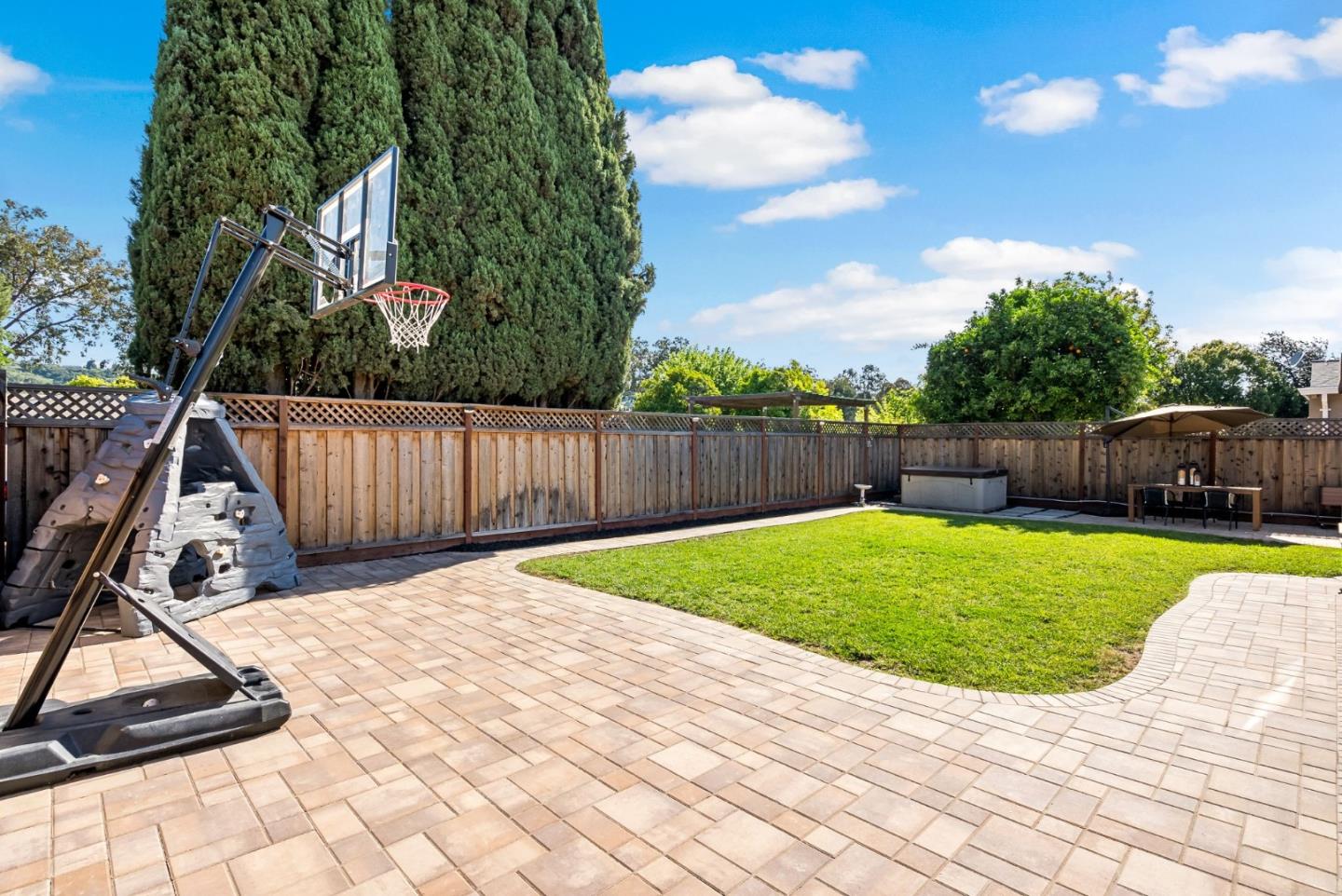 Detail Gallery Image 44 of 57 For 628 Kiowa Cir, San Jose,  CA 95123 - 4 Beds | 2 Baths