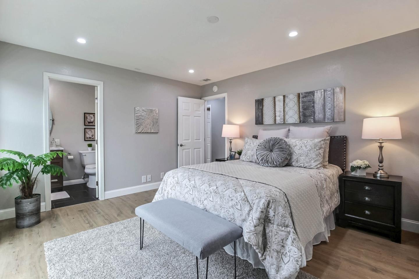 Detail Gallery Image 10 of 18 For 228 Copco Ln, San Jose,  CA 95123 - 4 Beds | 2 Baths