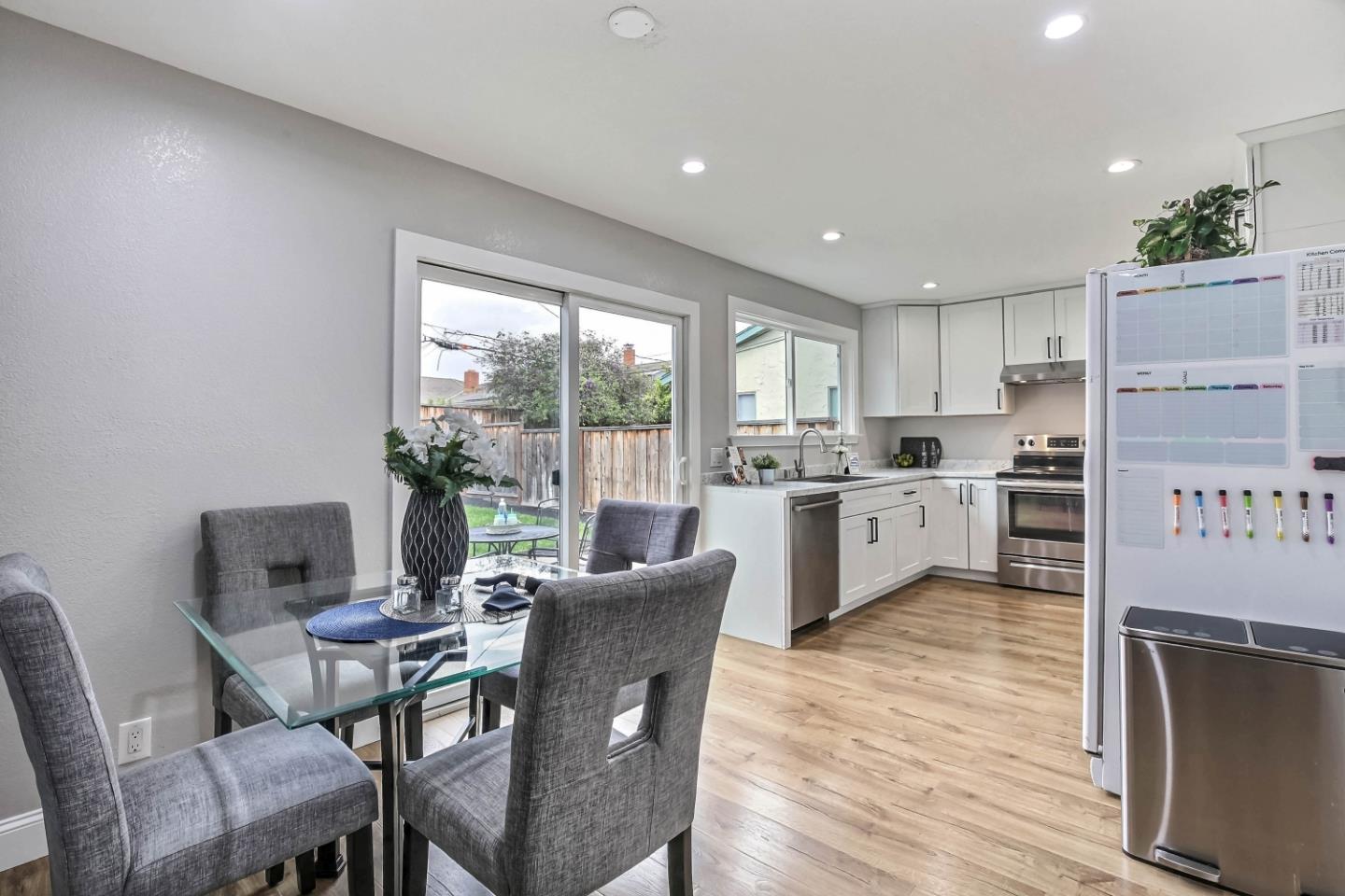 Detail Gallery Image 2 of 18 For 228 Copco Ln, San Jose,  CA 95123 - 4 Beds | 2 Baths