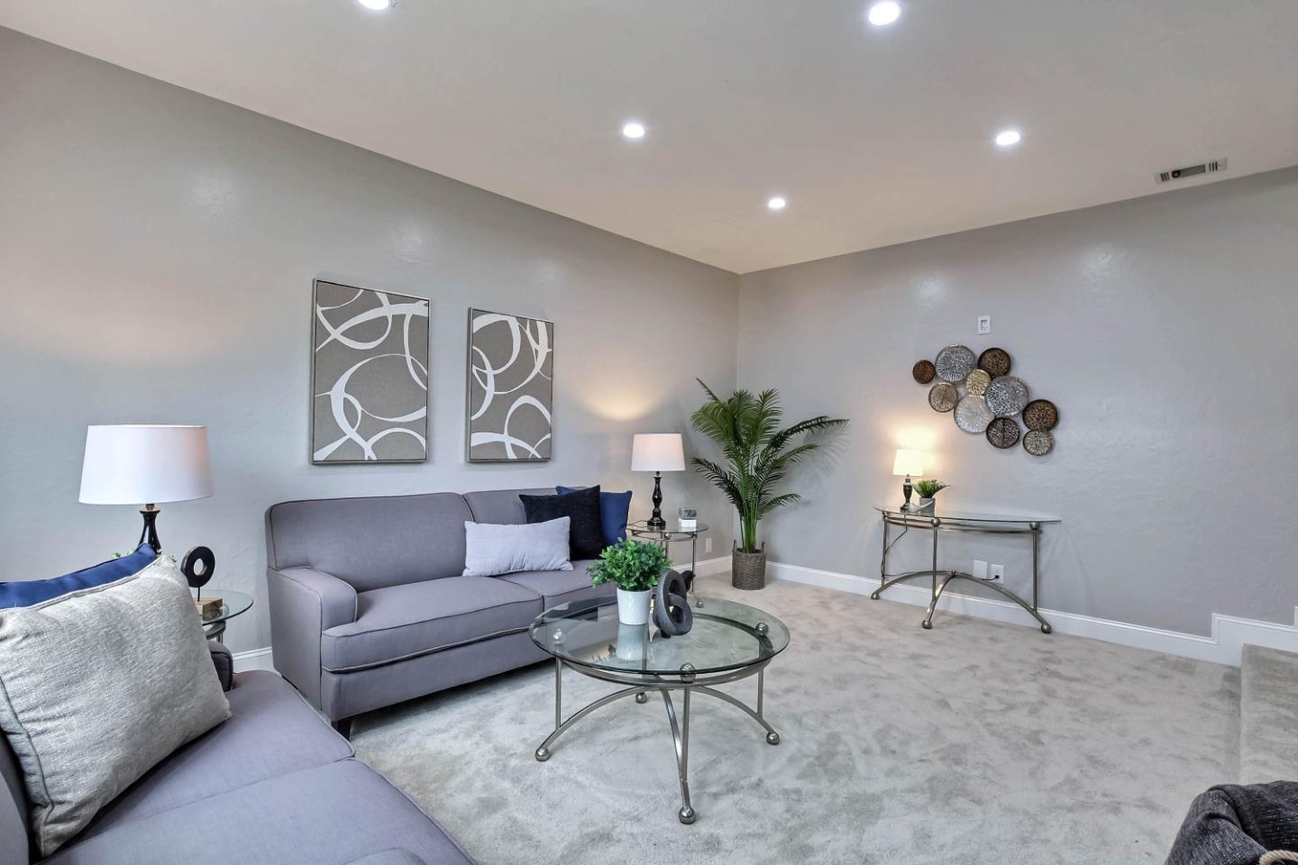 Detail Gallery Image 8 of 18 For 228 Copco Ln, San Jose,  CA 95123 - 4 Beds | 2 Baths