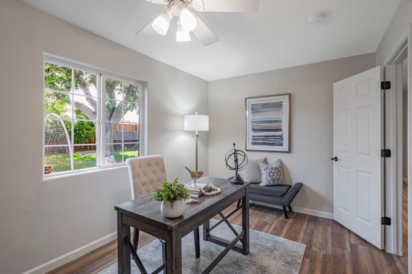 Detail Gallery Image 13 of 49 For 3233 Irlanda Way, San Jose,  CA 95124 - 5 Beds | 3 Baths