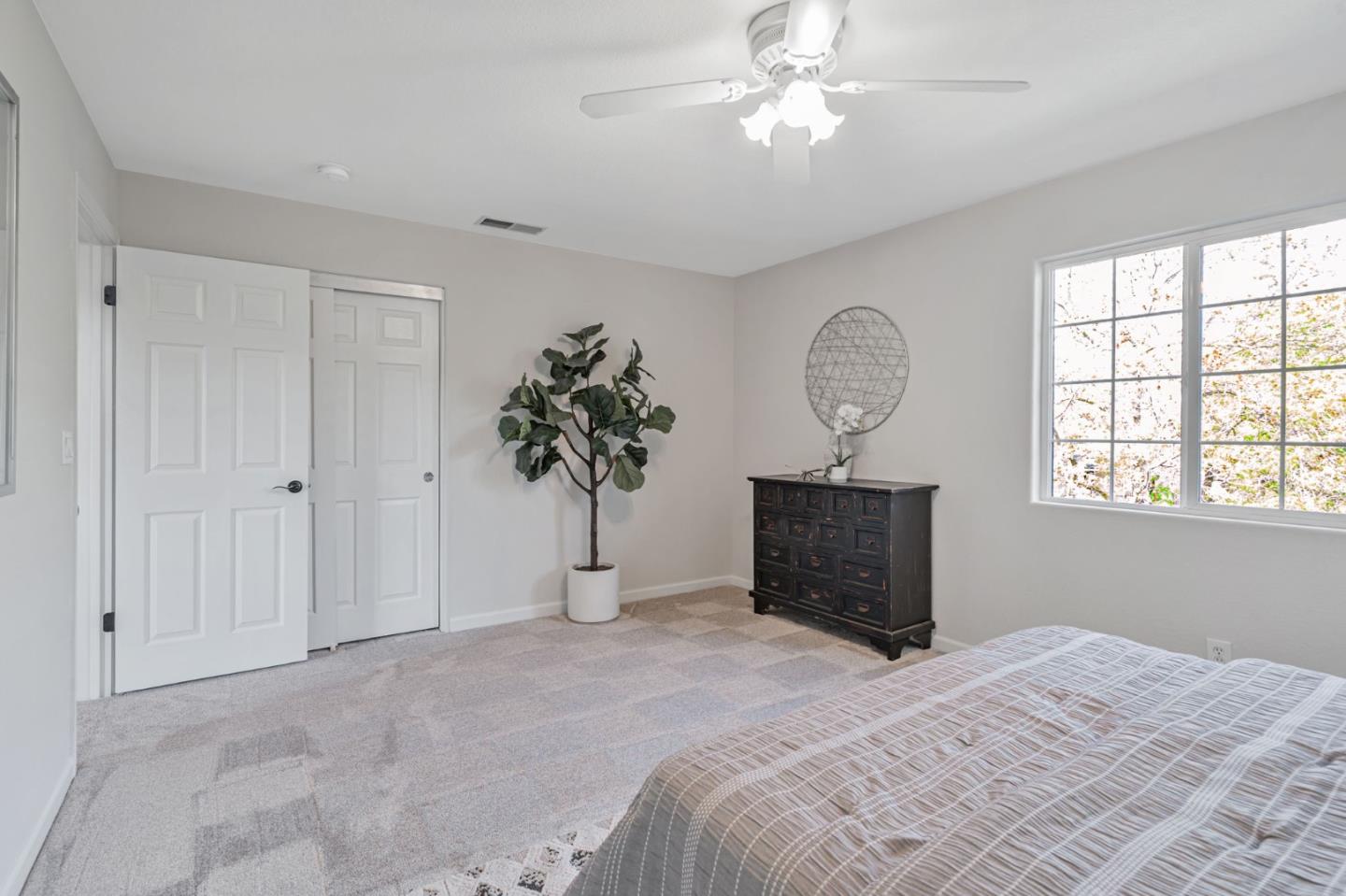Detail Gallery Image 19 of 49 For 3233 Irlanda Way, San Jose,  CA 95124 - 5 Beds | 3 Baths