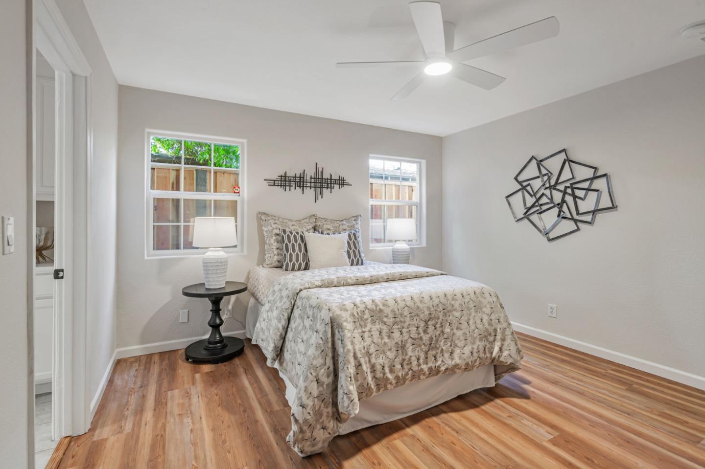 Detail Gallery Image 31 of 49 For 3233 Irlanda Way, San Jose,  CA 95124 - 5 Beds | 3 Baths