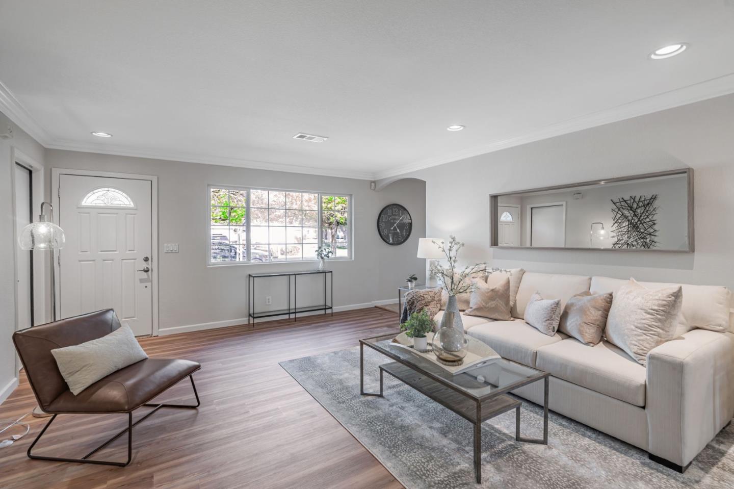 Detail Gallery Image 6 of 49 For 3233 Irlanda Way, San Jose,  CA 95124 - 5 Beds | 3 Baths