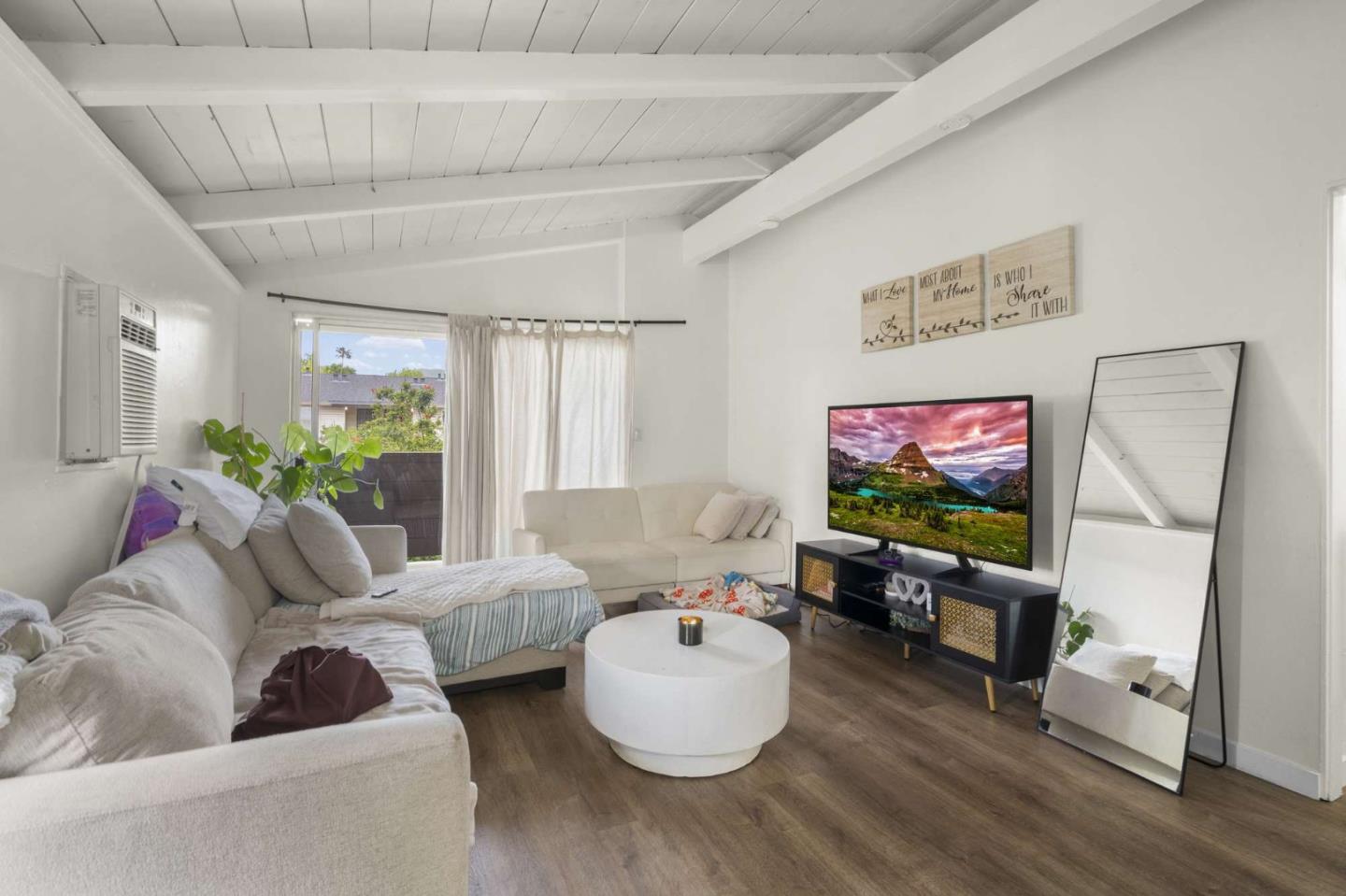 Detail Gallery Image 3 of 14 For 169 Alexander Ave, San Jose,  CA 95116 - – Beds | – Baths