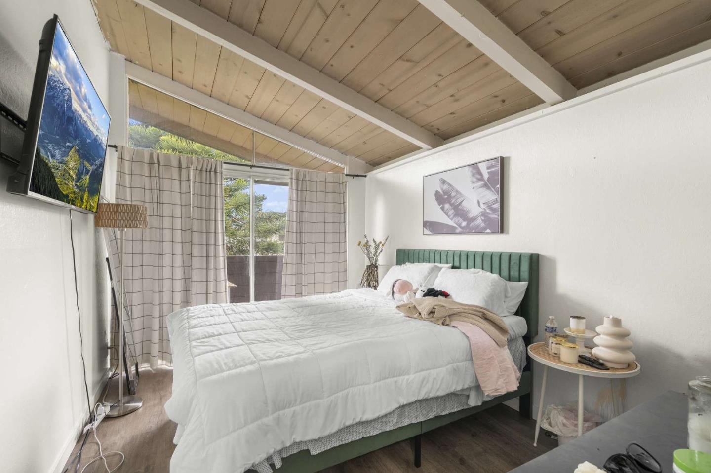 Detail Gallery Image 4 of 14 For 169 Alexander Ave, San Jose,  CA 95116 - – Beds | – Baths