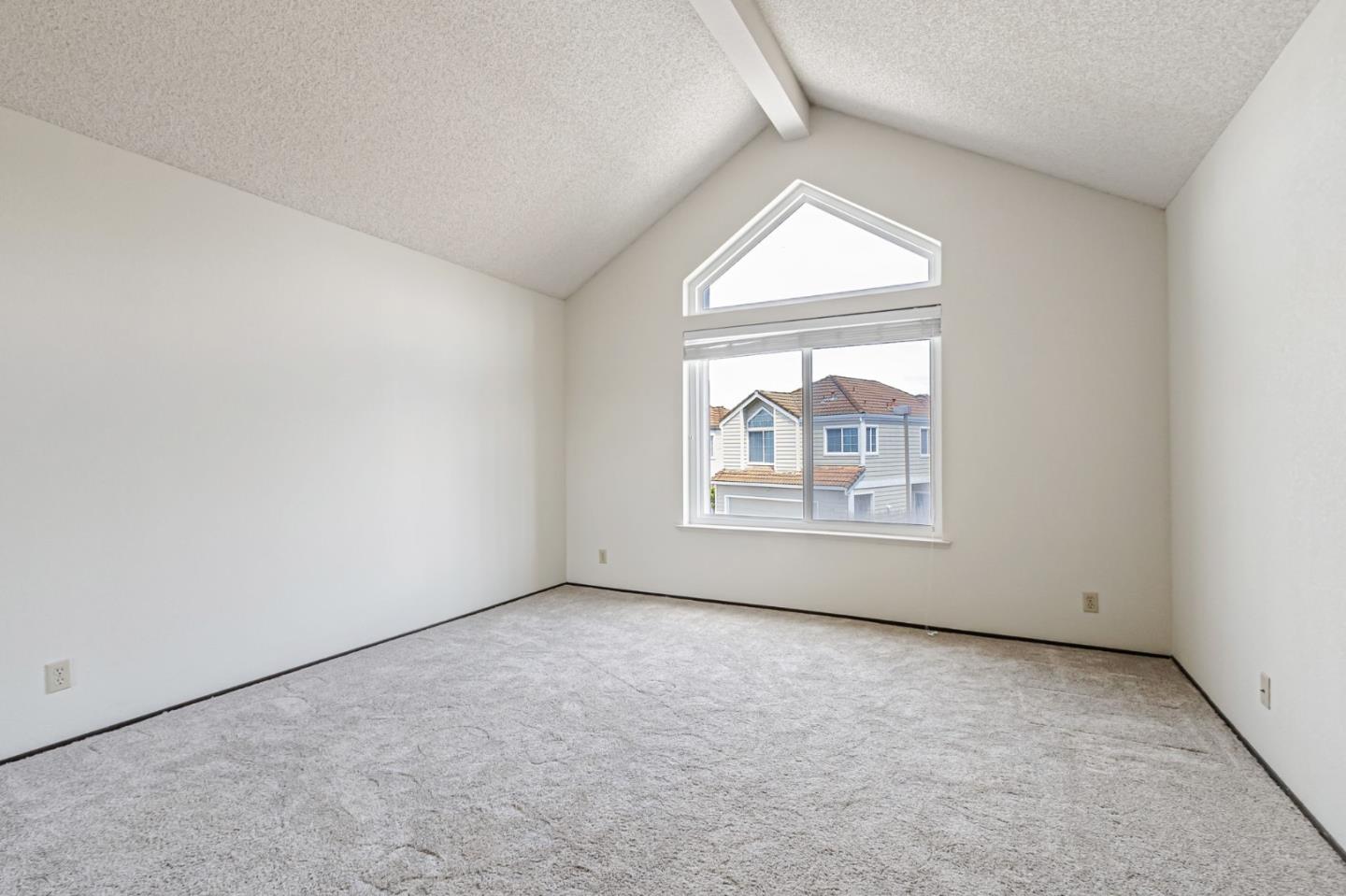 Detail Gallery Image 9 of 19 For 1189 Krebs Ct, San Jose,  CA 95131 - 4 Beds | 2/1 Baths