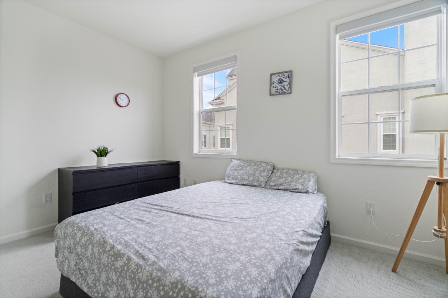 Detail Gallery Image 17 of 44 For 3685 Whitworth Dr, Dublin,  CA 94568 - 3 Beds | 3/1 Baths