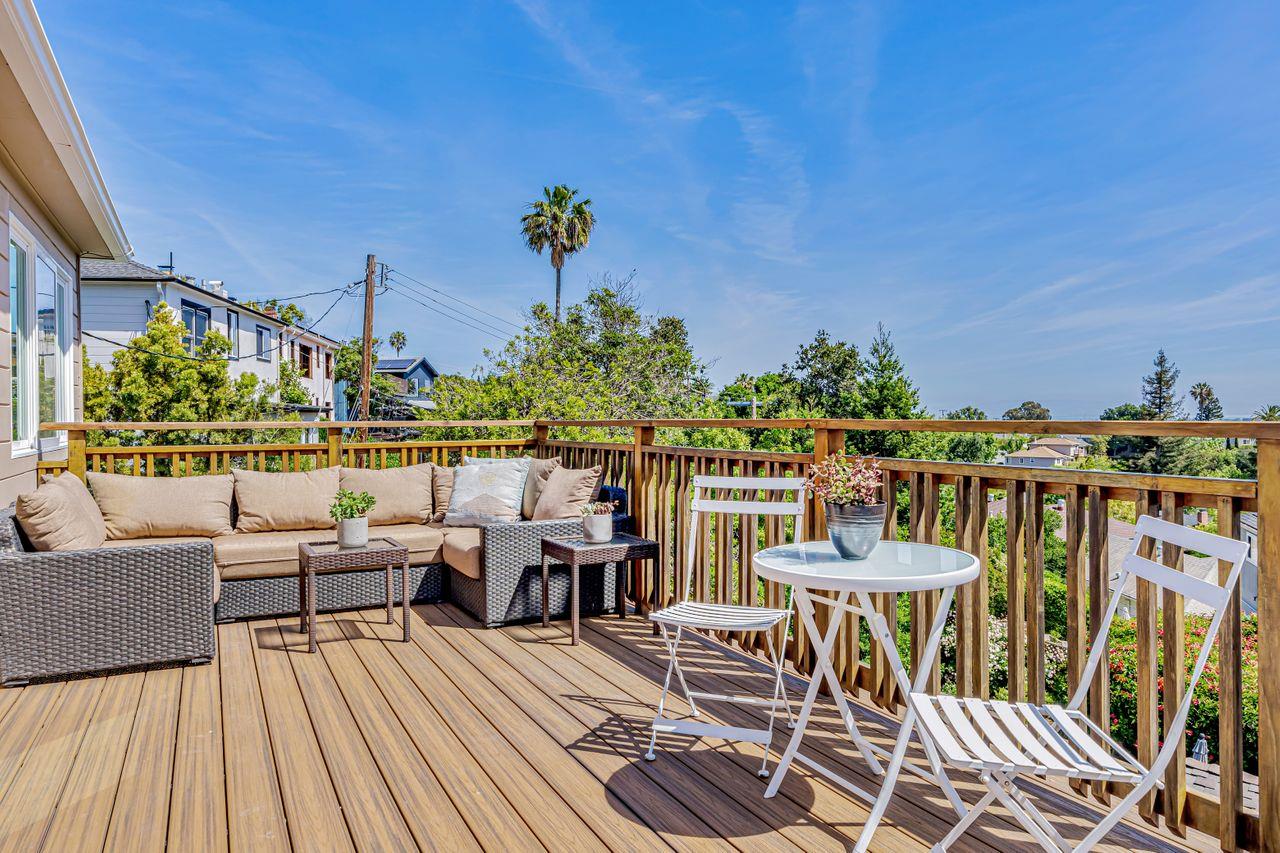 Detail Gallery Image 37 of 63 For 30 Valley Rd, San Carlos,  CA 94070 - 4 Beds | 2 Baths