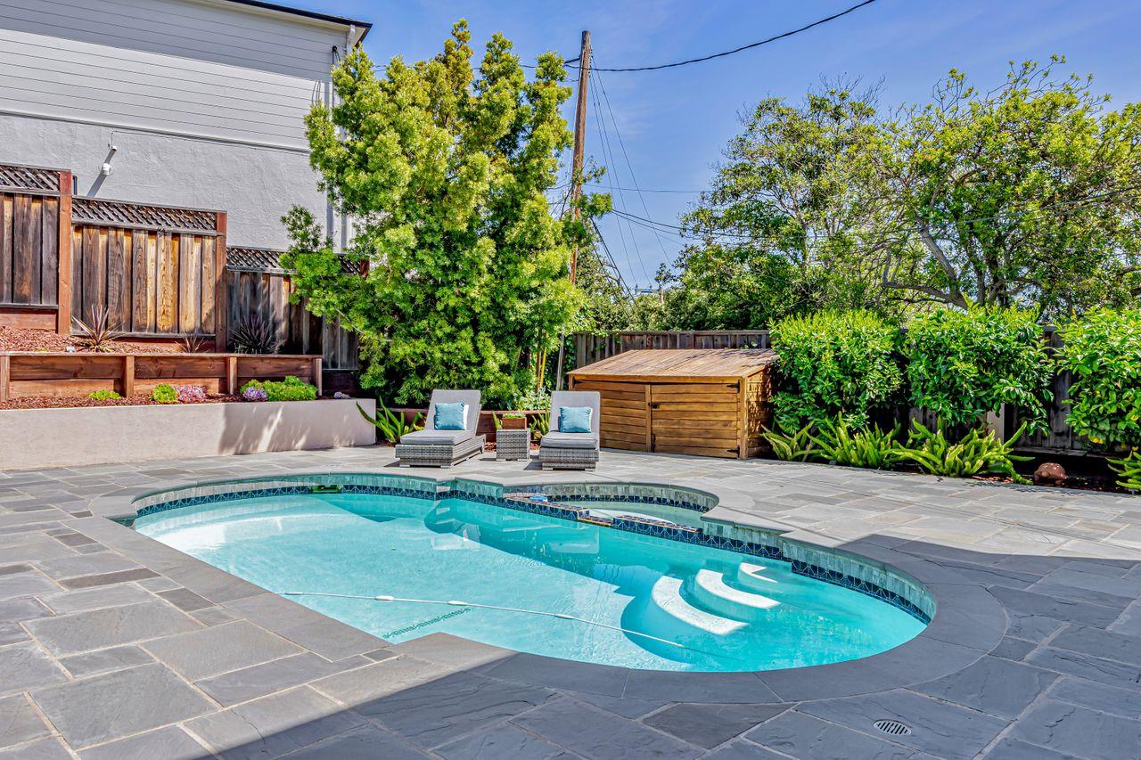 Detail Gallery Image 56 of 63 For 30 Valley Rd, San Carlos,  CA 94070 - 4 Beds | 2 Baths