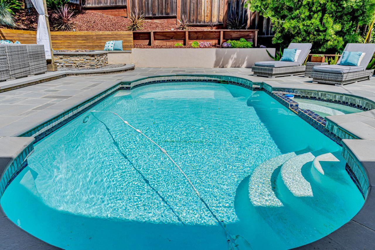 Detail Gallery Image 59 of 63 For 30 Valley Rd, San Carlos,  CA 94070 - 4 Beds | 2 Baths