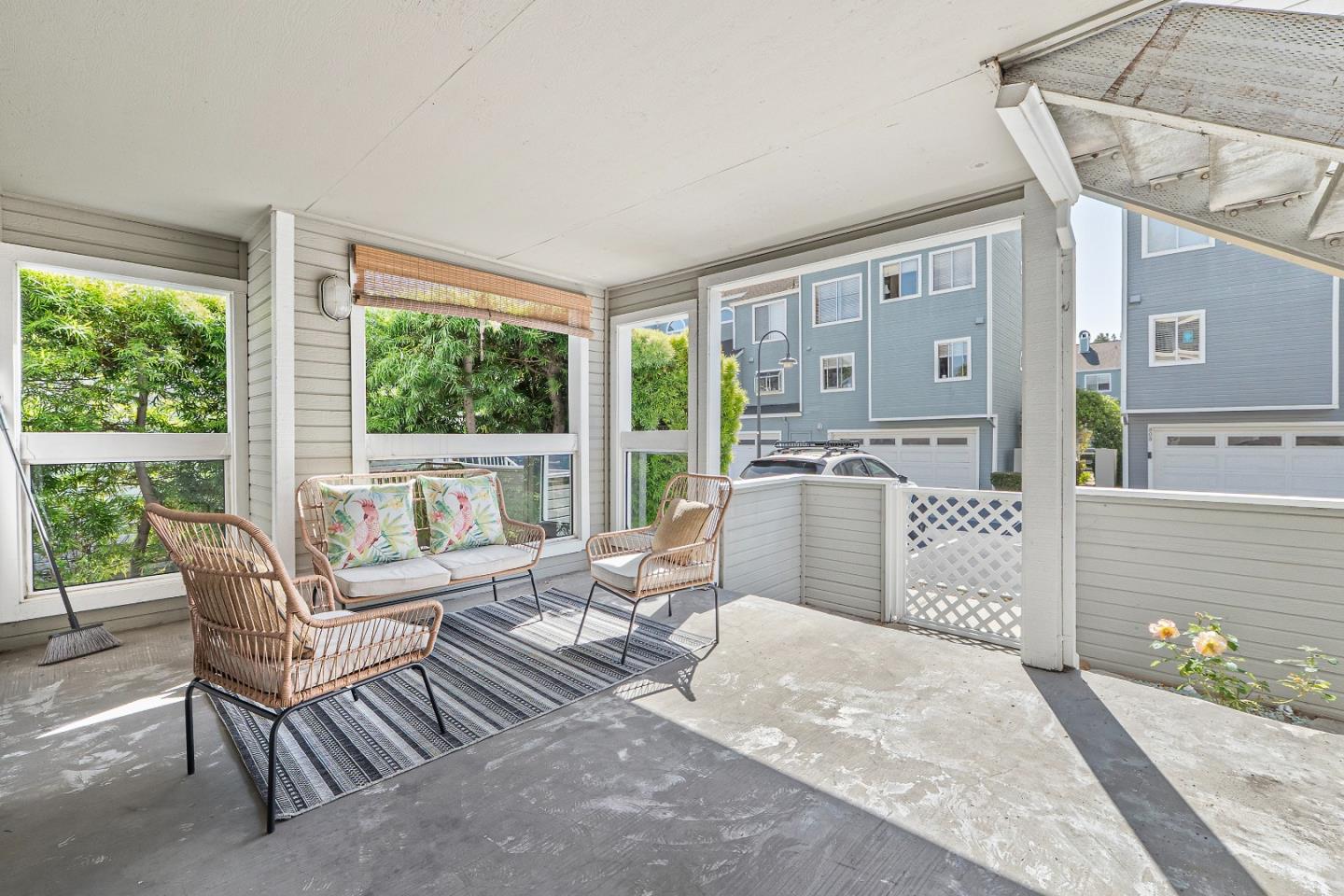 Detail Gallery Image 23 of 40 For 807 Portwalk Pl, Redwood City,  CA 94065 - 3 Beds | 2 Baths