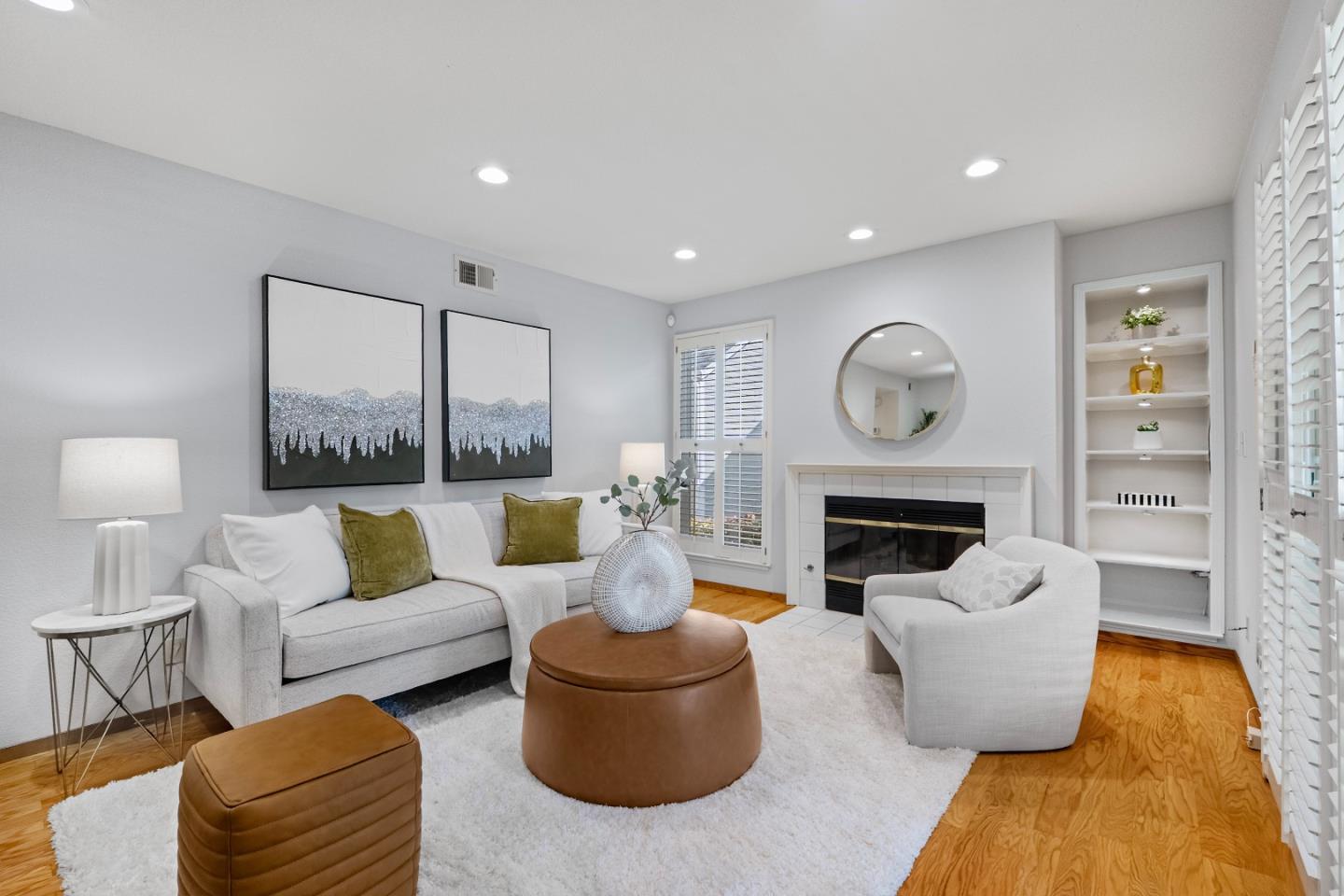 Detail Gallery Image 3 of 40 For 807 Portwalk Pl, Redwood City,  CA 94065 - 3 Beds | 2 Baths