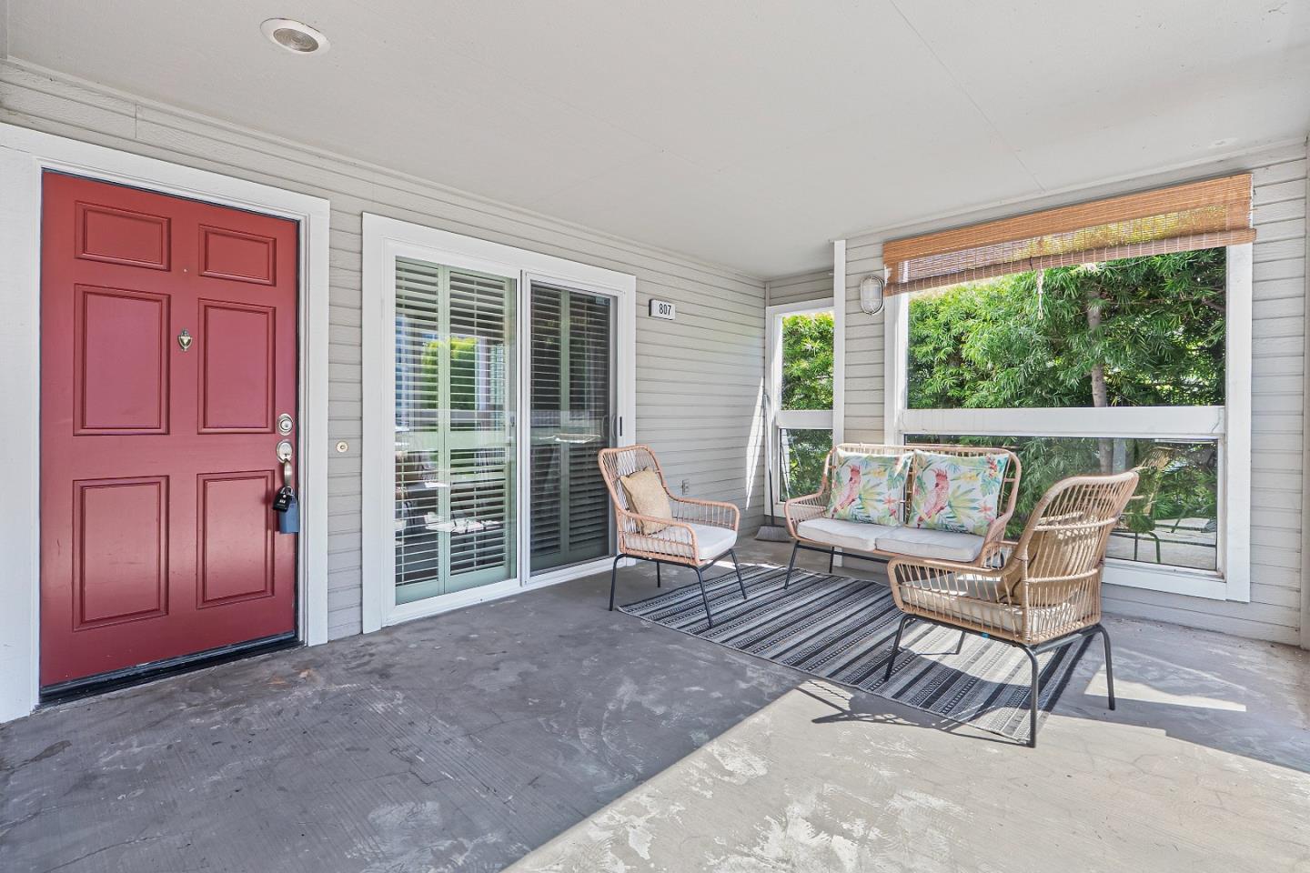Detail Gallery Image 4 of 40 For 807 Portwalk Pl, Redwood City,  CA 94065 - 3 Beds | 2 Baths