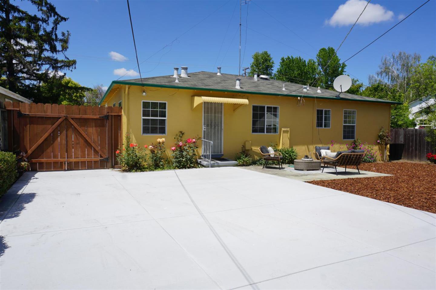 Detail Gallery Image 29 of 30 For 1064 Meridian Ave, San Jose,  CA 95125 - 3 Beds | 2 Baths