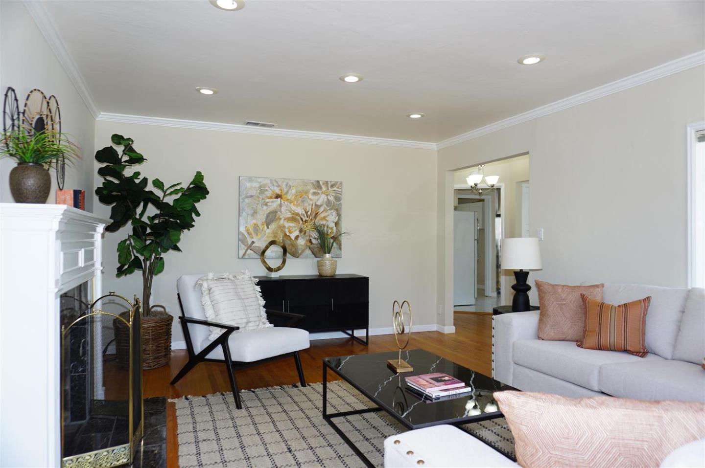 Detail Gallery Image 6 of 30 For 1064 Meridian Ave, San Jose,  CA 95125 - 3 Beds | 2 Baths