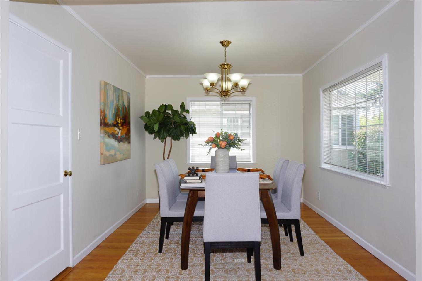 Detail Gallery Image 9 of 30 For 1064 Meridian Ave, San Jose,  CA 95125 - 3 Beds | 2 Baths