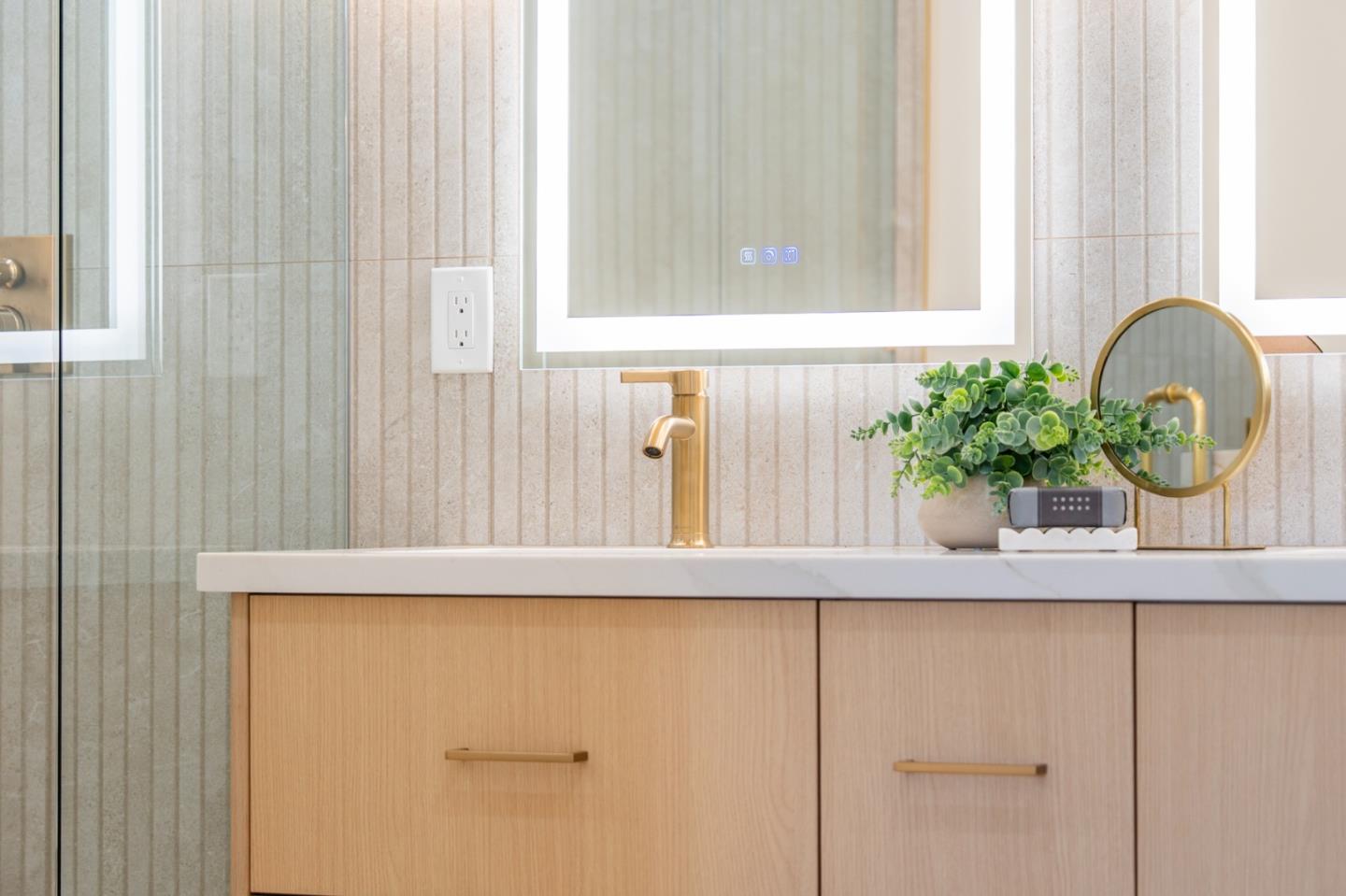 Detail Gallery Image 17 of 56 For 2275 Llagas Rd, Morgan Hill,  CA 95037 - 3 Beds | 2/1 Baths