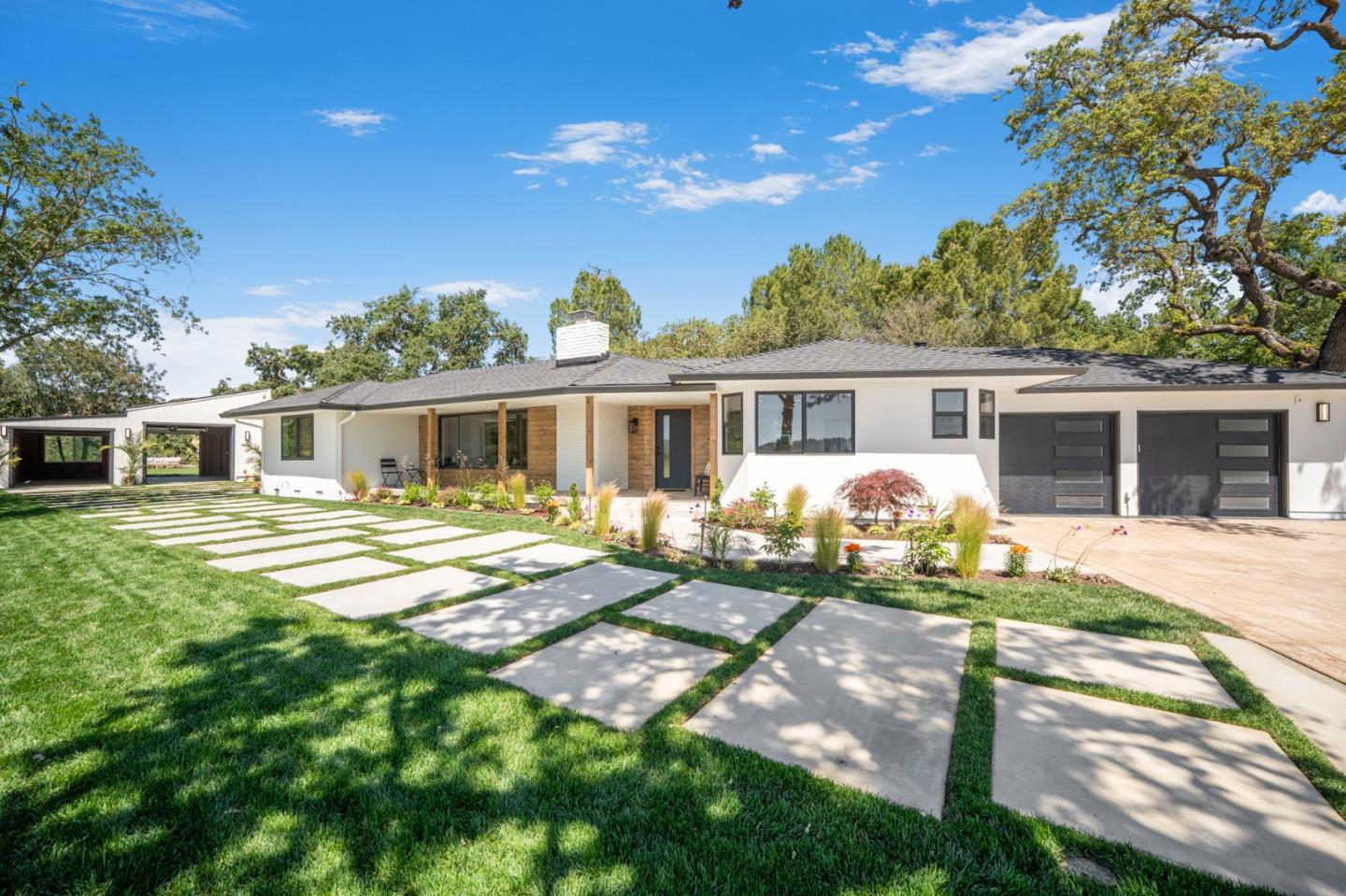 Detail Gallery Image 2 of 56 For 2275 Llagas Rd, Morgan Hill,  CA 95037 - 3 Beds | 2/1 Baths