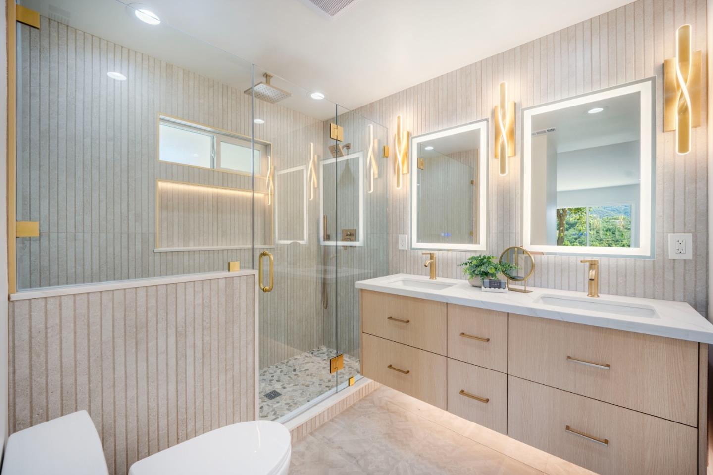 Detail Gallery Image 21 of 56 For 2275 Llagas Rd, Morgan Hill,  CA 95037 - 3 Beds | 2/1 Baths