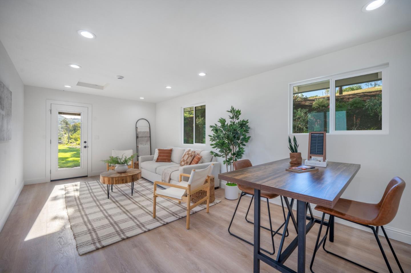 Detail Gallery Image 35 of 56 For 2275 Llagas Rd, Morgan Hill,  CA 95037 - 3 Beds | 2/1 Baths