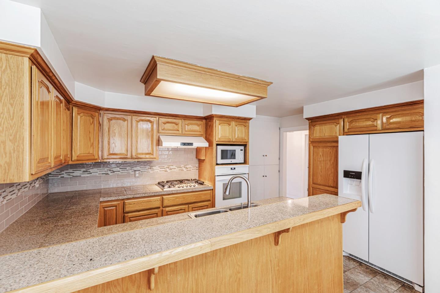 Detail Gallery Image 10 of 47 For 1711 Valley View Rd, Hollister,  CA 95023 - 2 Beds | 1/1 Baths