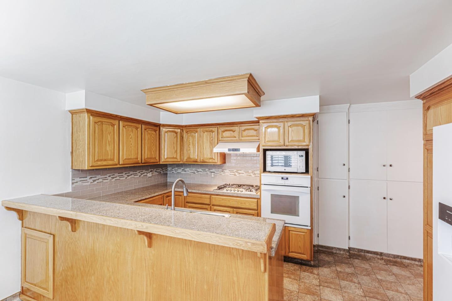 Detail Gallery Image 11 of 47 For 1711 Valley View Rd, Hollister,  CA 95023 - 2 Beds | 1/1 Baths