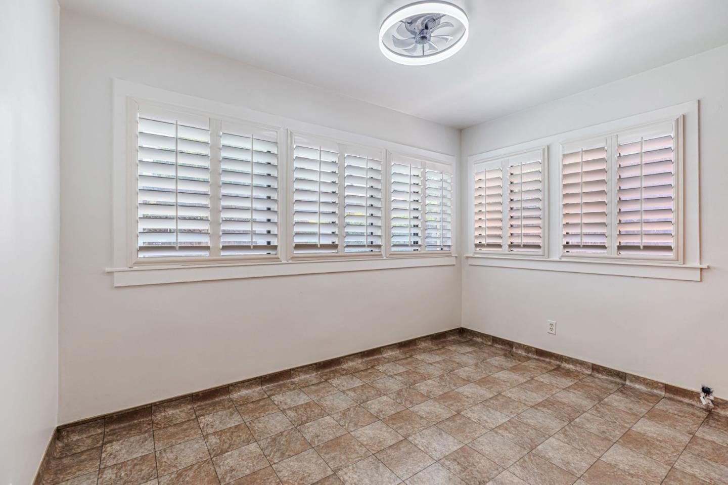 Detail Gallery Image 24 of 47 For 1711 Valley View Rd, Hollister,  CA 95023 - 2 Beds | 1/1 Baths