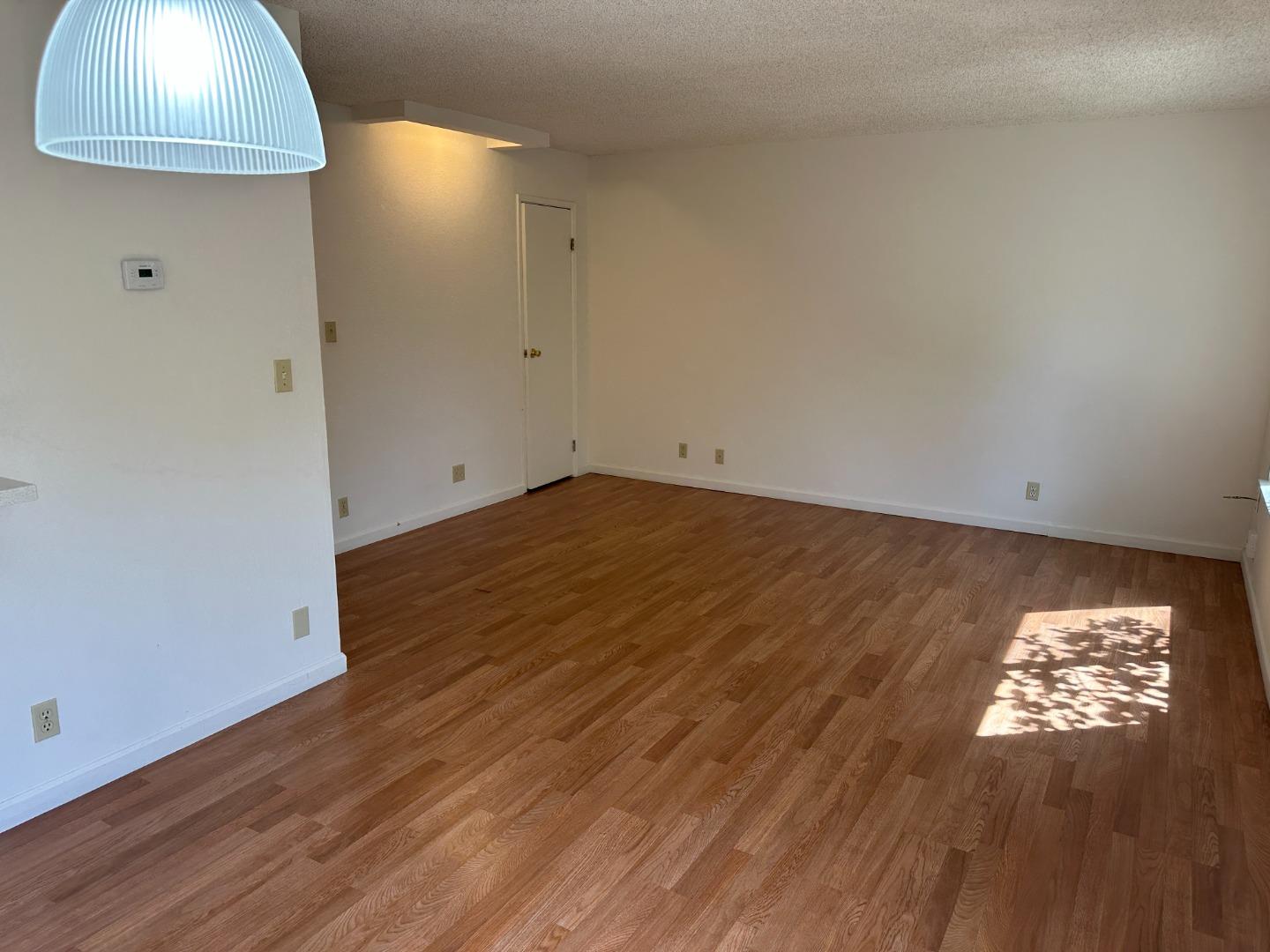 Detail Gallery Image 4 of 14 For 4685 Persimmon Pl, San Jose,  CA 95129 - 3 Beds | 1/1 Baths