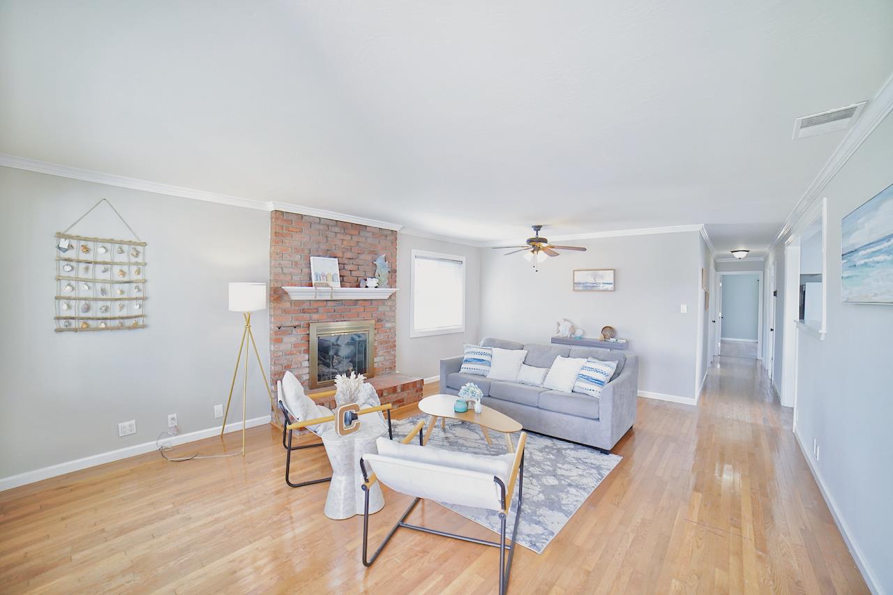 Detail Gallery Image 19 of 33 For 335 Grove St, Half Moon Bay,  CA 94019 - 3 Beds | 2 Baths
