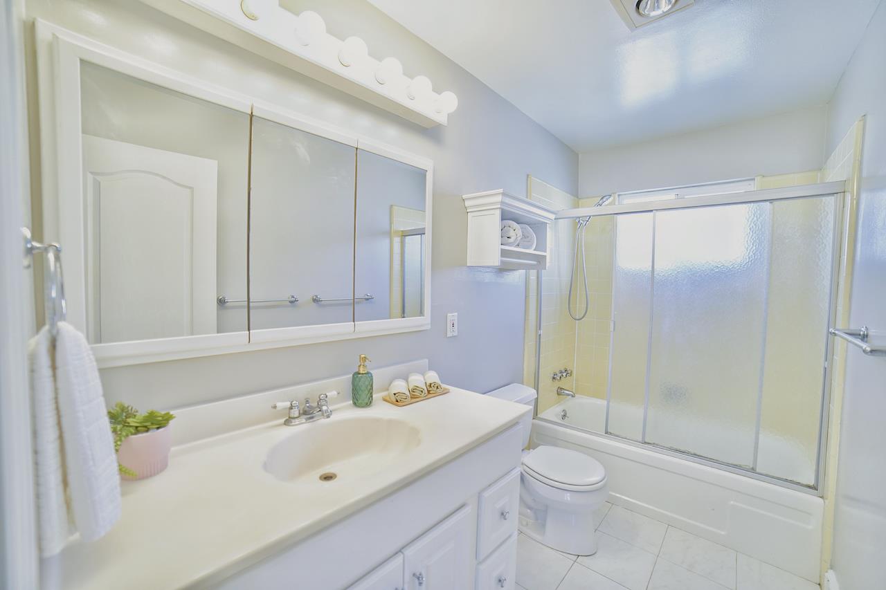 Detail Gallery Image 24 of 33 For 335 Grove St, Half Moon Bay,  CA 94019 - 3 Beds | 2 Baths