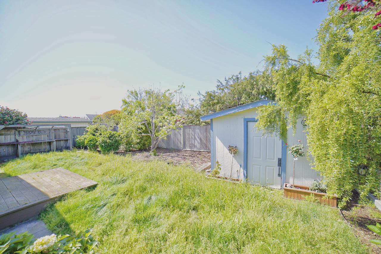 Detail Gallery Image 28 of 33 For 335 Grove St, Half Moon Bay,  CA 94019 - 3 Beds | 2 Baths