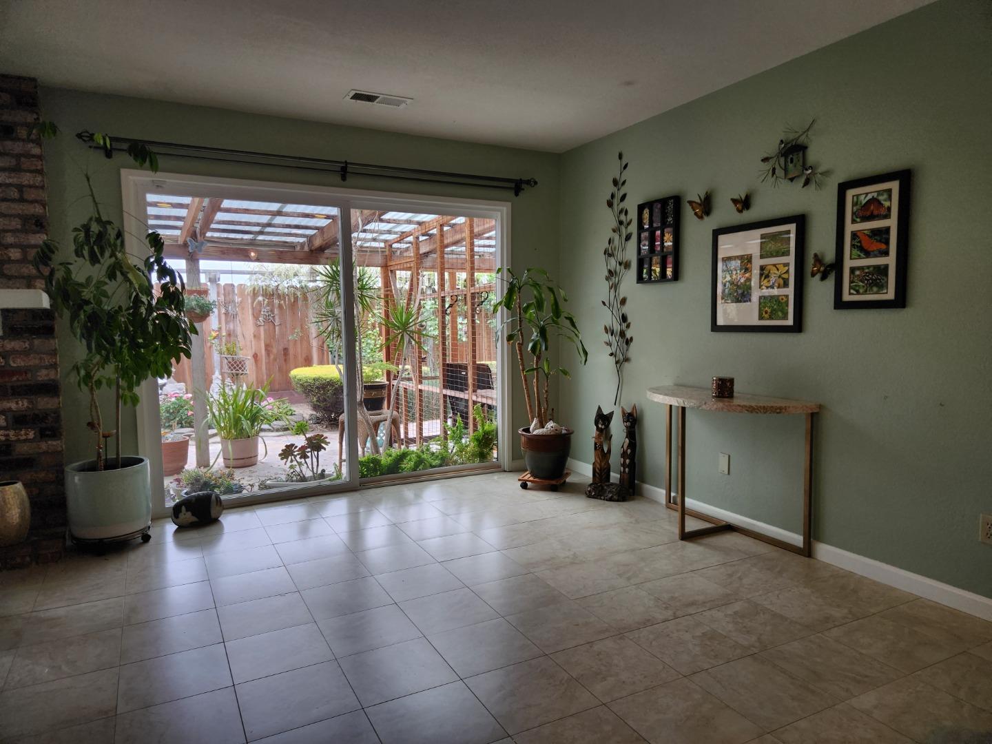 Detail Gallery Image 5 of 18 For 764 Bronte Ave, Watsonville,  CA 95076 - 2 Beds | 2 Baths
