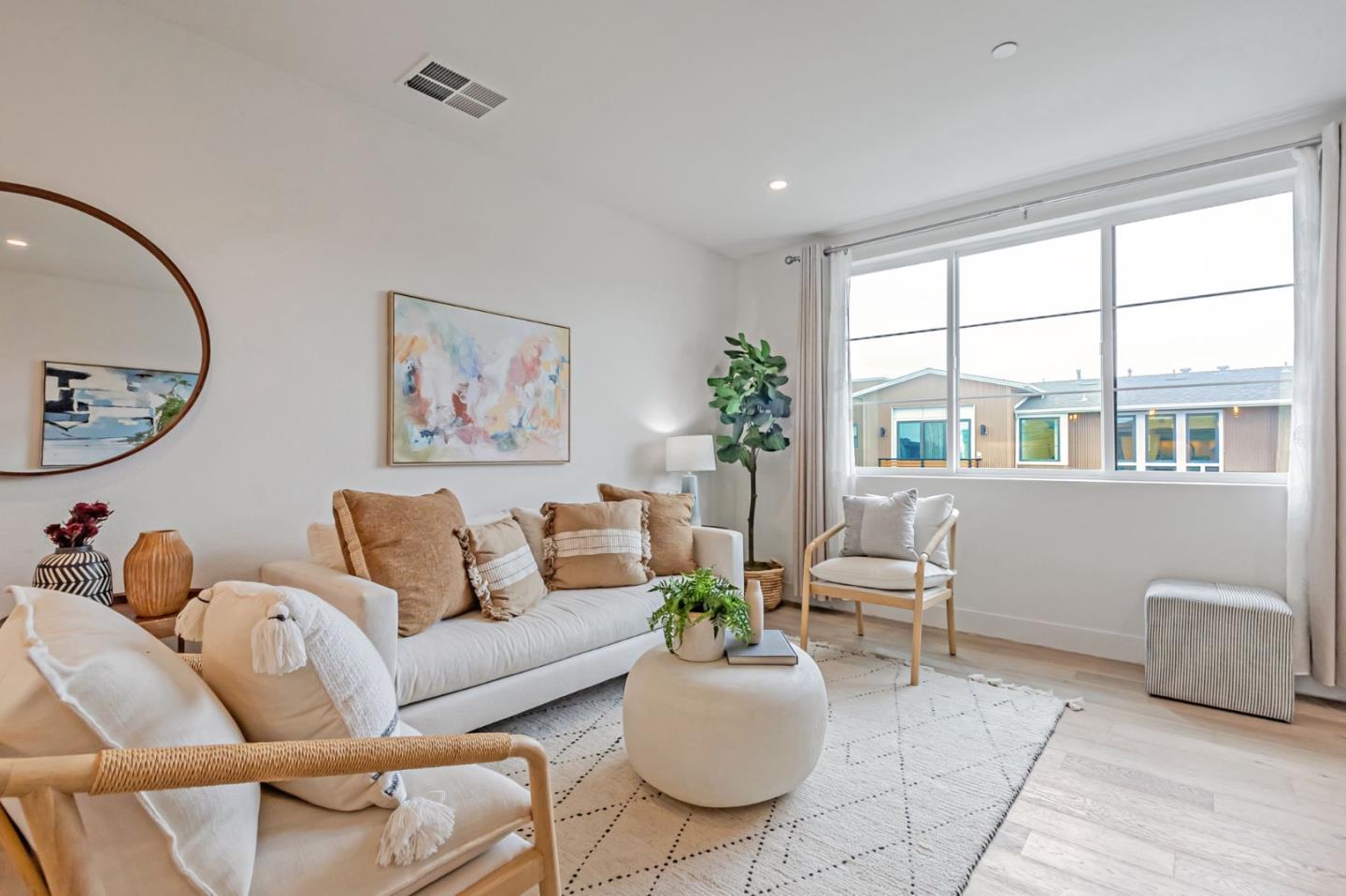 Detail Gallery Image 8 of 40 For 16009 Bartlett Ct, Los Gatos,  CA 95032 - 2 Beds | 2 Baths