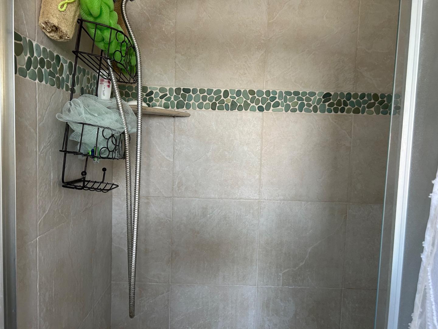 Detail Gallery Image 10 of 12 For 515 Mckenzie Ave, Watsonville,  CA 95076 - 2 Beds | 1 Baths