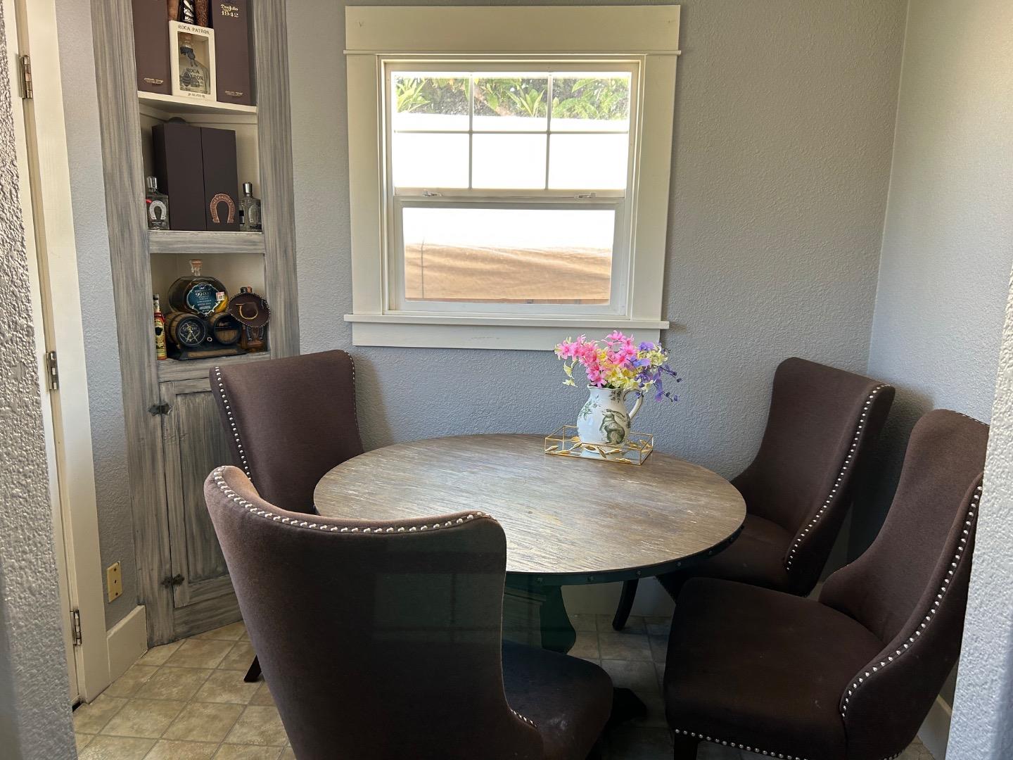 Detail Gallery Image 6 of 12 For 515 Mckenzie Ave, Watsonville,  CA 95076 - 2 Beds | 1 Baths