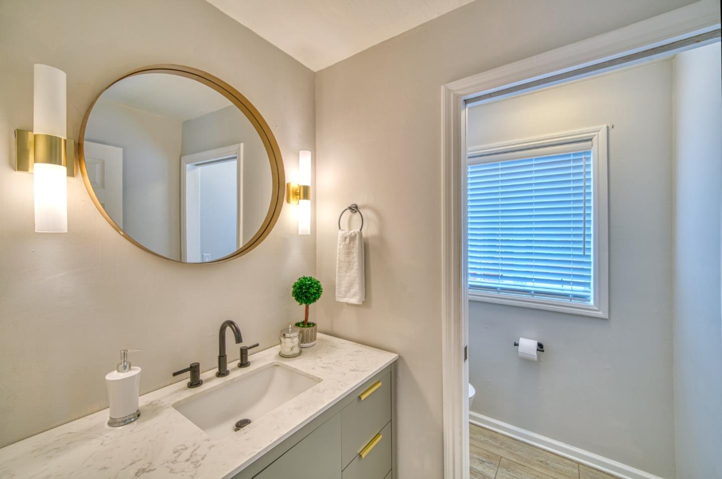Detail Gallery Image 40 of 70 For 770 Alta Vista Rd, Montara,  CA 94037 - 6 Beds | 5/1 Baths